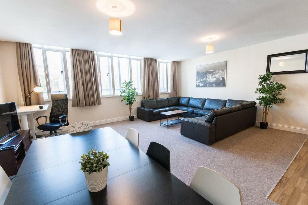 The Broadmead Forest - Spacious City Centre 3Bdr Apartment 브리스틀 외부 사진