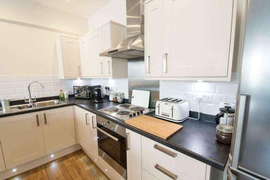 The Broadmead Forest - Spacious City Centre 3Bdr Apartment 브리스틀 외부 사진