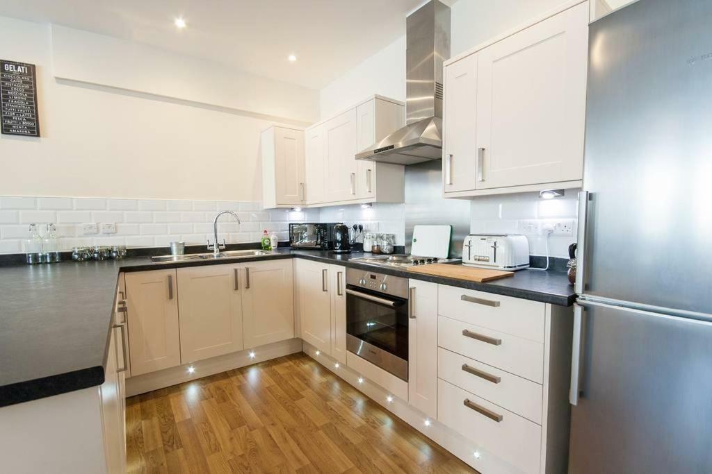 The Broadmead Forest - Spacious City Centre 3Bdr Apartment 브리스틀 외부 사진